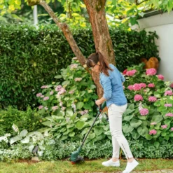 Bosch EasyGrassCut 23 Electric Grass Trimmer 23cm -Garden Tool Shop 12826675 1204935068716335