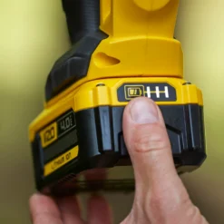 STANLEY FATMAX V20 18V Cordless Hedge Trimmer 55cm (Sfmcht855M1-Gb) -Garden Tool Shop 12882306 1944843588893966