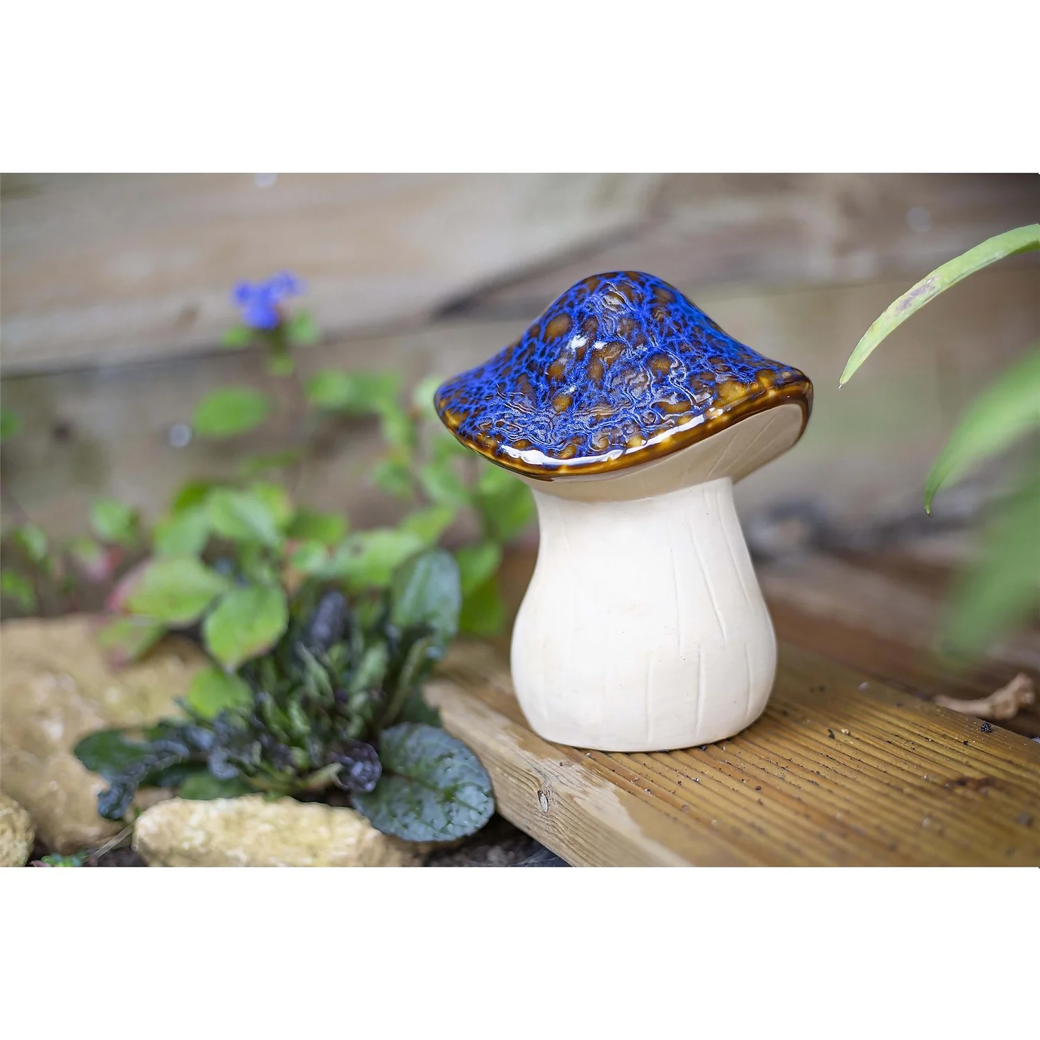 Ceramic Mushroom Garden Ornament - Medium 5 Ceramic Mushroom Garden Ornament - Medium - Image 3