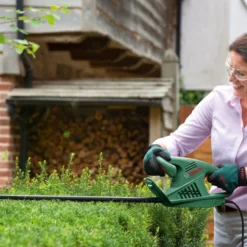 Bosch EasyHedgeCut 45-16 Hedge Trimmer 12 Bosch EasyHedgeCut 45-16 Hedge Trimmer -Garden Tool Shop 13496927 2034931200060101